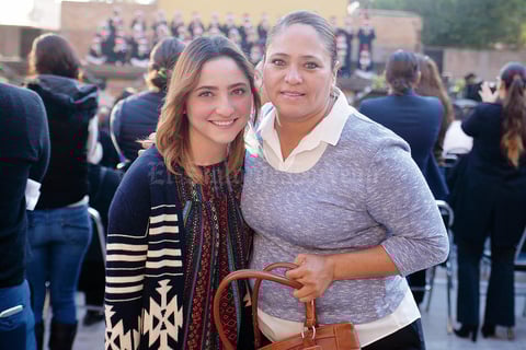 28122016 Lydia y Viviana.