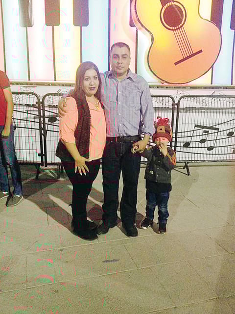 29122016 Familia Quiñones Flores.