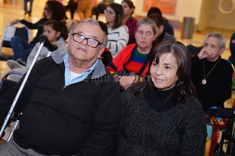 29122016 EN RECIENTE EVENTO.  Manuel y María de Jesús.
