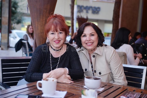 30122016 Susana y Ana.