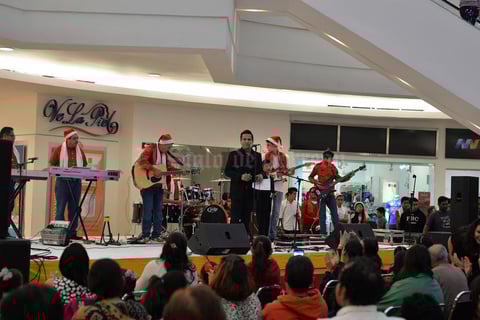 01012017 La Academia Revolution.