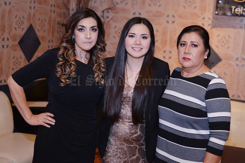 04012017 María Guadalupe, Paola y Carmen.