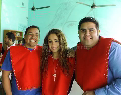 04012017 Ismael, Karen y Carlos.
