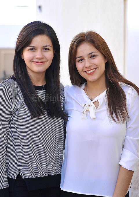 04012017 CONTENTAS.  Alejandra y Laura Becerra Alonso.