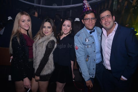 Diana, Esme, Susy, Gabriel y Rudy