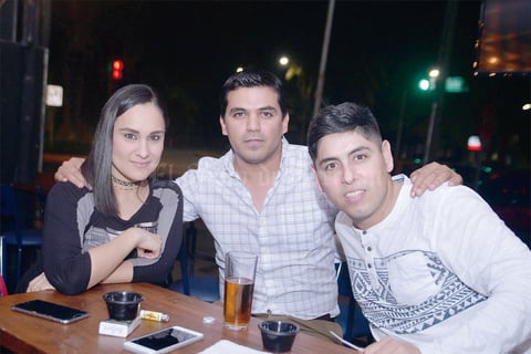 08012017 Cristina, Andrés y José Luis.