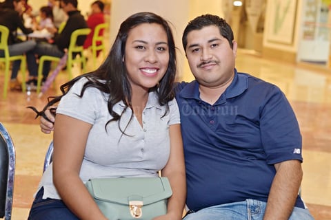 08012017 GRATOS MOMENTOS.  Paola y Alejandro.