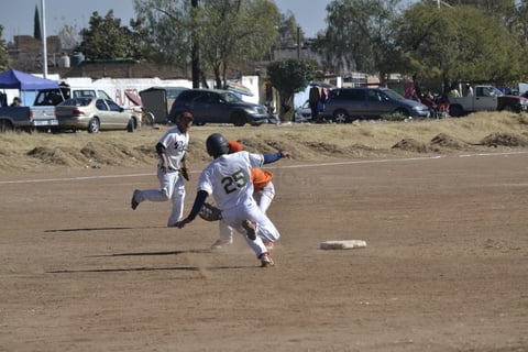 Dos series tuvieron que jugar el tercer y definitivo duelo, en donde los equipos participantes dieron su máximo esfuerzo.