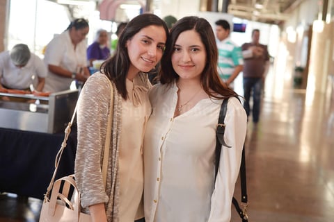 18012017 Andrea y Vanessa.