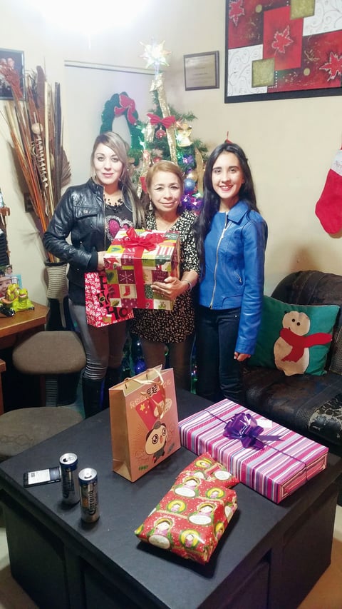 19012017 Janneth, Connie y Kimberly.
