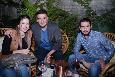 20012017 Elia, Daniel y Fernando Ariel.
