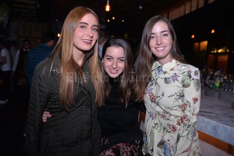 20012017 Margel, Elvira y Yazmín.