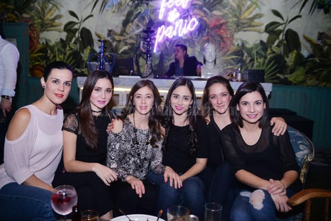 20012017 Elena, Cristy, Usua, Meche, Iasone y Lydia.