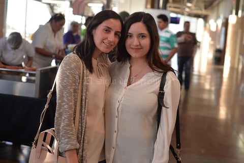 Andrea y Vanessa