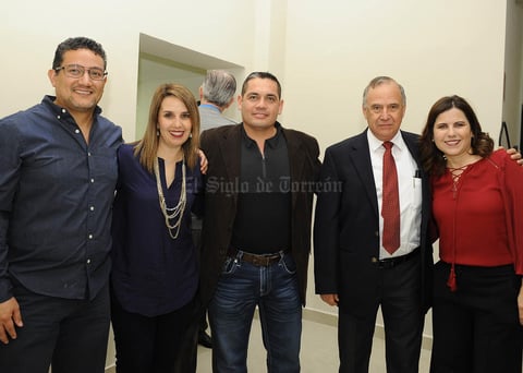 Víctor Guevara, Gilda Herrera, Gerardo Espino, Armando Fernández y Susana González