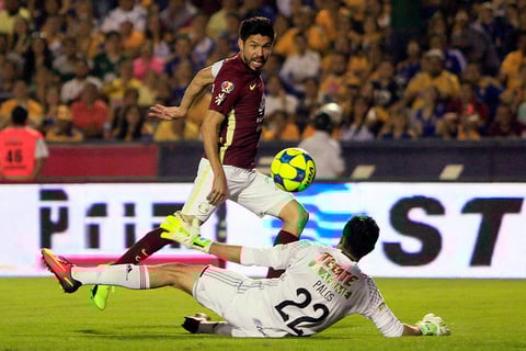 La superioridad de los Tigres no fue reflejada a plenitud y no consiguieron más que ventaja de un gol en el primer tiempo, para irse 2-1 al descanso.