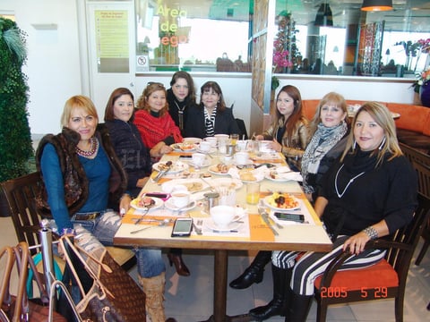 23012017 Sandra, Reno, Alicia, Analia, Tere, Caro, Olga e Isabel.