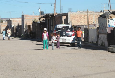 Estás condiciones cotidianamente pueden apreciarse no solamente en localidades alejadas o en la zona rural, sino que forman parte de la vida cotidiana de la capital.
