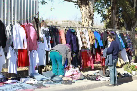 La economía informal, en distintas variantes, queda de manifiesto en prácticamente toda la ciudad.