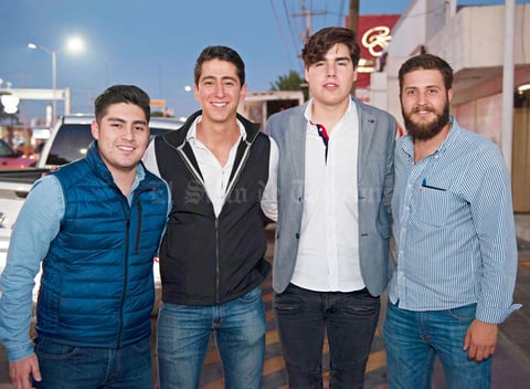 25012017 AMIGOS.  Juan Carlos, Raúl, Fernando y Juan Carlos.
