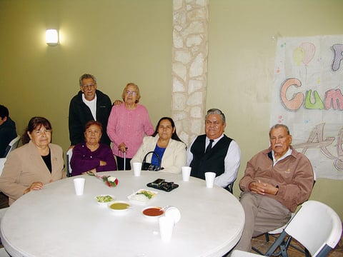 26012017 Presentes en festejo.