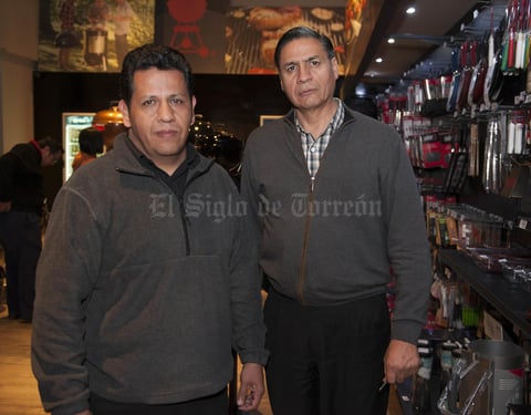 28012017 EN RECIENTE EVENTO.  Ignacio y Juan Manuel.