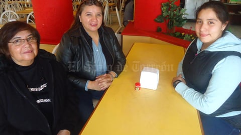 29012017 Inés González, Karis Gamero e Inés Ayala.