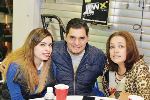 29012017 Ana, Genaro y Martha.