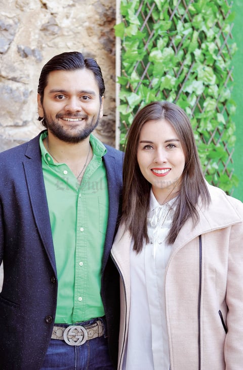 30012017 FELICES.  Andrés y Génesis Ayup.