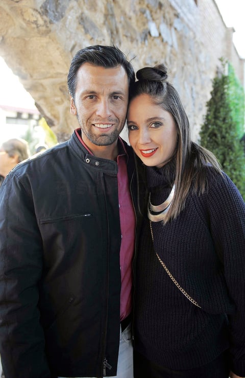 30012017 EN PAREJA.  Joaquín y Graciela.