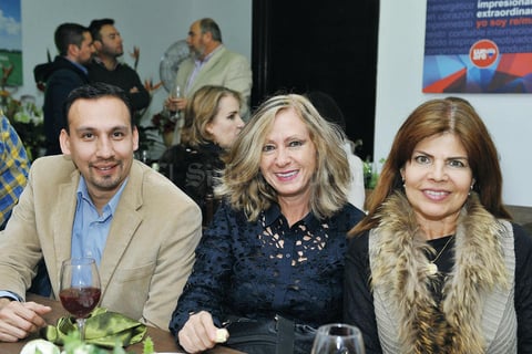 31012017 CONTENTOS.  Alfredo, Lilia y Coco.