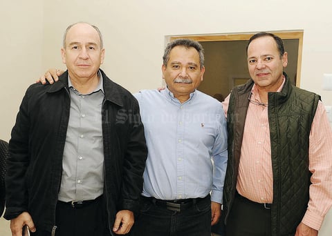 31012017 AMIGOS.  Ricardo, Raúl y Mauricio.