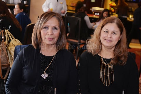 11022017 ASISTEN A FESTEJO.  Laura e Isabel.