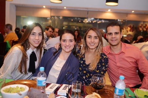 12022017 Jenifer, Bárbara, Valeria y Óscar.