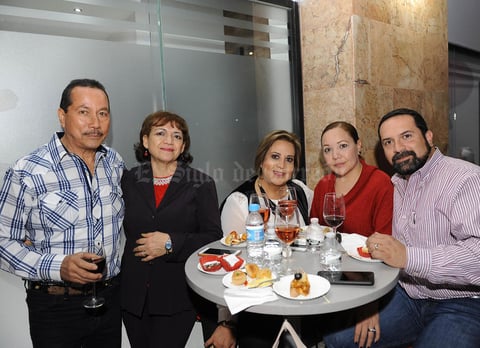 15022017 Carlos, Elia, Martha, Selene y Francisco.