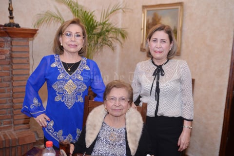 17022017 Rosy, Elodia y Coco.