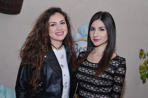 18022017 Malu y Ana Karla.