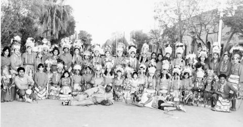 19022017 Grupo de danzantes de la Ocampo y Leona Vicario, hace varias décadas.