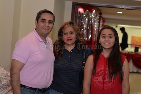 21022017 Juan Antonio, Adriana y Dhamar.