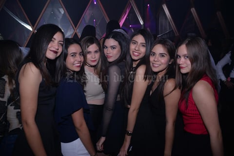 22022017 Ana, Caro, Sofia, Elisa, Dana, Cindy y Nirvana.