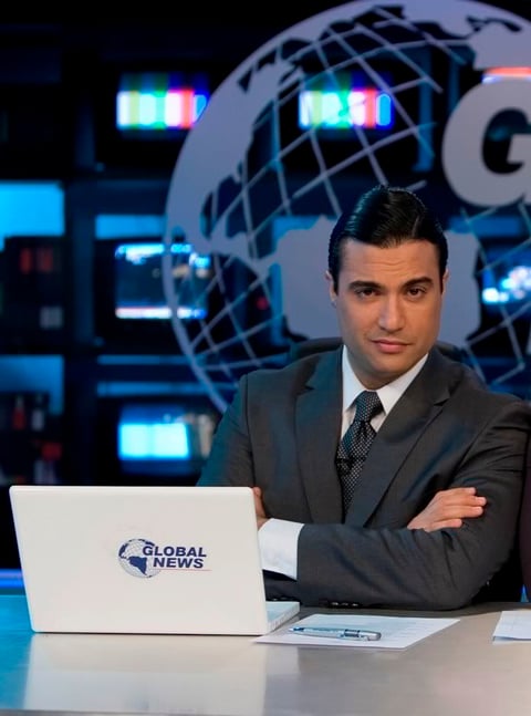 En 2009 protagonizó Los Pérez a lado de Ludwika Paleta.