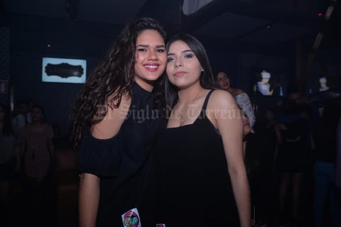 24022017 Mariana y Cristy.