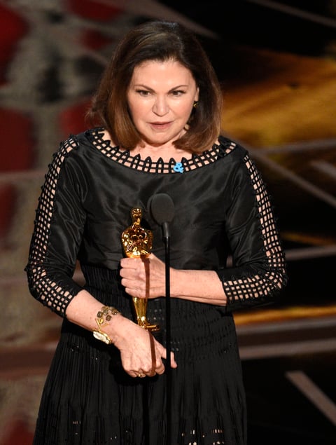 Colleen Atwood, ganadora por Mejor Diseño de Vestuario.
