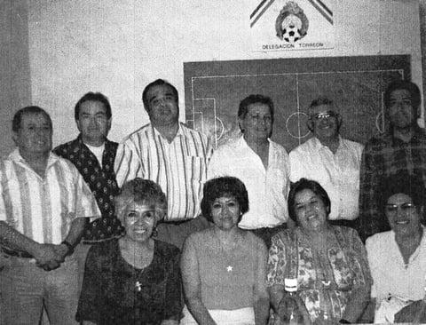 26022017 Tomás Hernández, Fermín Hermosillo, Jesús López, Tito Araujo, Jesús Vega, Matías Ortega (f), Toña Chávez, Estela Barrón, María Luisa de Anda y Rosa María Díaz, exalumnos de la Comercial Treviño Generación 1961.