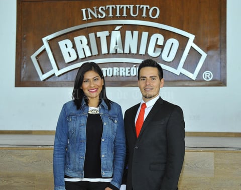 01032017 David Maul y Blanca Romo.