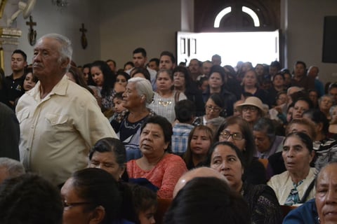 Años después, en 2005, salieron del estado a Zacatecas e hicieron una alianza comercial, de intercambiar producto: ellos dejaban pan y traían galletas.