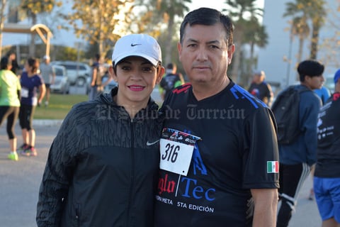 04032017 EN PAREJA.  Ivonne y Albino.