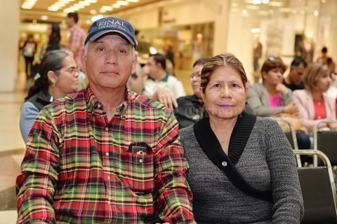 10032017 Carlos y Martha.