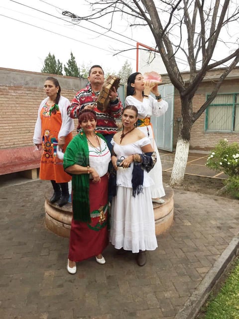 12032017 Martha Robles, Carmen Luna, Leticia, Alfonso Orona e Ivonne Orrantia.