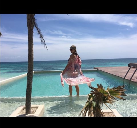 La socialité disfrutó de la Playa de Tulum.